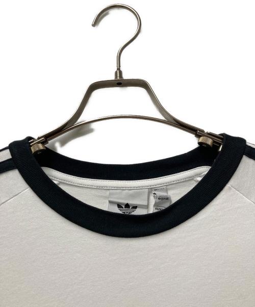 adidas（アディダス）adidas (アディダス) アディカラー クラシック スリーストライプ Tシャツ ホワイト×ブラック サイズ:Mの古着・服飾アイテム