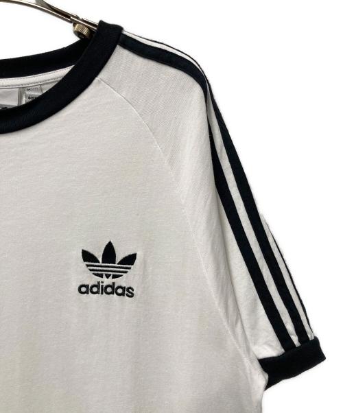 adidas（アディダス）adidas (アディダス) アディカラー クラシック スリーストライプ Tシャツ ホワイト×ブラック サイズ:Mの古着・服飾アイテム