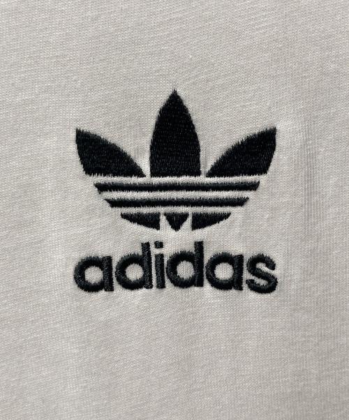 adidas（アディダス）adidas (アディダス) アディカラー クラシック スリーストライプ Tシャツ ホワイト×ブラック サイズ:Mの古着・服飾アイテム