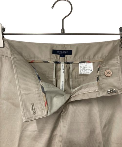 BURBERRY LONDON（バーバリーロンドン）BURBERRY LONDON (バーバリーロンドン) セットアップスーツ ベージュ サイズ:38の古着・服飾アイテム