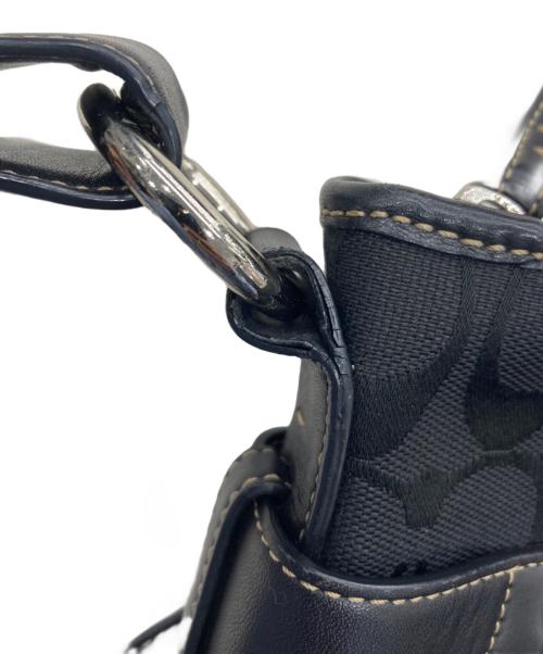 COACH（コーチ）COACH (コーチ) シグネチャーショルダーバッグ ブラックの古着・服飾アイテム
