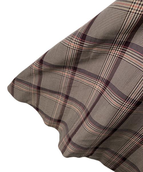 BLUE LABEL CRESTBRIDGE（ブルーレーベルクレストブリッジ）BLUE LABEL CRESTBRIDGE (ブルーレーベルクレストブリッジ) チェックジャンパースカート グレー サイズ:38の古着・服飾アイテム