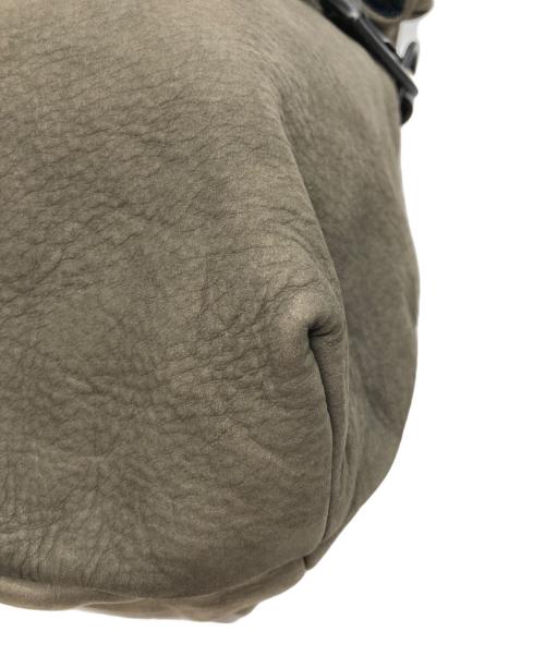 Jas-M.B.（ジャスエムビー）Jas-M.B. (ジャスエムビー) レザーショルダーバッグ カーキの古着・服飾アイテム