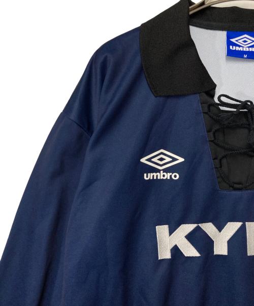 UMBRO（アンブロ）UMBRO (アンブロ) FREAK'S STORE (フリークストア) 別注 ゲームシャツ ネイビー×ブラック サイズ:Mの古着・服飾アイテム