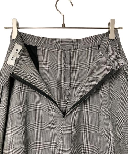 ENFOLD（エンフォルド）ENFOLD (エンフォルド) deformation trousers グレー サイズ:36の古着・服飾アイテム