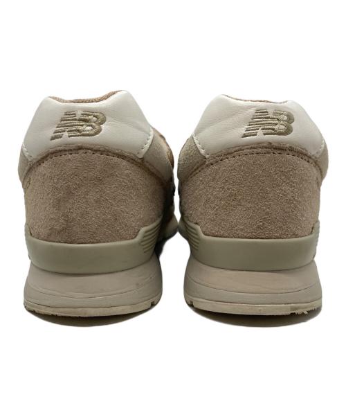 NEW BALANCE（ニューバランス）NEW BALANCE (ニューバランス) スニーカー ベージュ サイズ:US7/UK6.5/EU40の古着・服飾アイテム