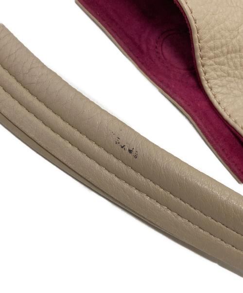 Roberta di camerino（ロベルタ ディ カメリーノ）Roberta di camerino (ロベルタ ディ カメリーノ) ハンドバッグ ベージュの古着・服飾アイテム