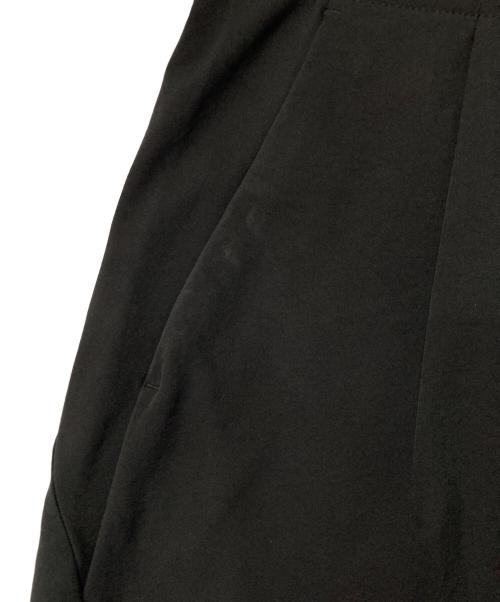 GOLDWIN（ゴールドウイン）GOLDWIN (ゴールドウイン) One Tuck Tapered Stretch Pants ブラック サイズ:4の古着・服飾アイテム