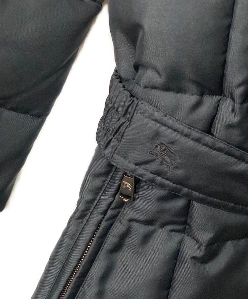 BURBERRY LONDON（バーバリーロンドン）BURBERRY LONDON (バーバリーロンドン) フォックスファー フーデッドダウンコート ブラック サイズ:38の古着・服飾アイテム
