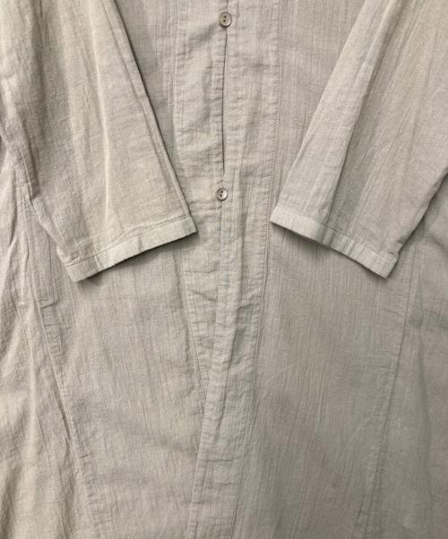 evam eva（エヴァムエヴァ）evam eva (エヴァムエヴァ) cotton robe ベージュ サイズ:-の古着・服飾アイテム