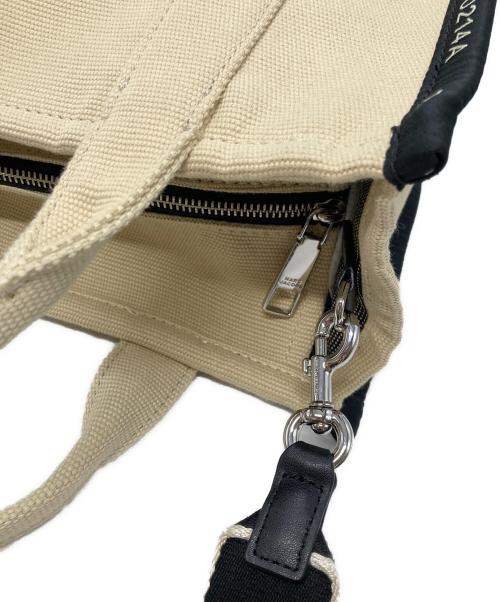 MARC JACOBS（マークジェイコブス）MARC JACOBS (マークジェイコブズ) ザ ジャカード トート バッグ ミディアム ベージュ×ブラックの古着・服飾アイテム