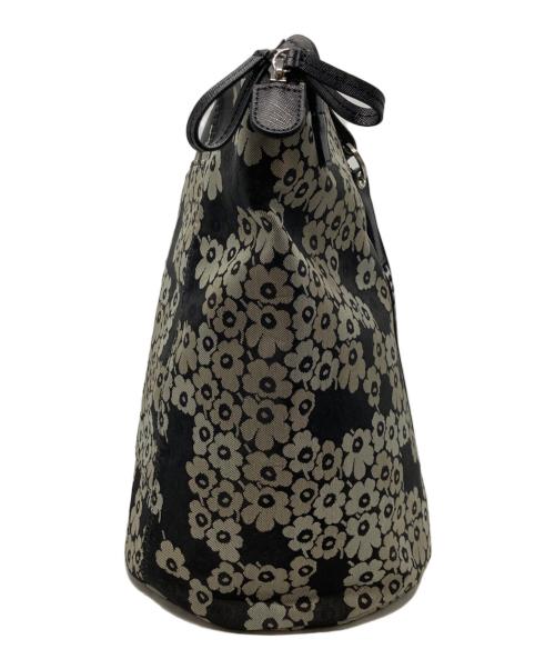 marimekko（マリメッコ）marimekko (マリメッコ) ALL DAY BUCKET UNIKKO グレー×ブラックの古着・服飾アイテム