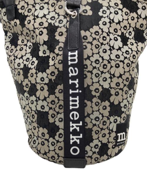 marimekko（マリメッコ）marimekko (マリメッコ) ALL DAY BUCKET UNIKKO グレー×ブラックの古着・服飾アイテム