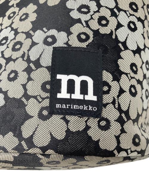 marimekko（マリメッコ）marimekko (マリメッコ) ALL DAY BUCKET UNIKKO グレー×ブラックの古着・服飾アイテム