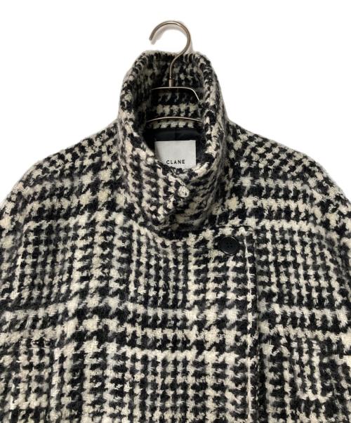CLANE（クラネ）CLANE (クラネ) SHORT SHAGGY COCOON OVER COAT ホワイト×ブラック サイズ:1の古着・服飾アイテム