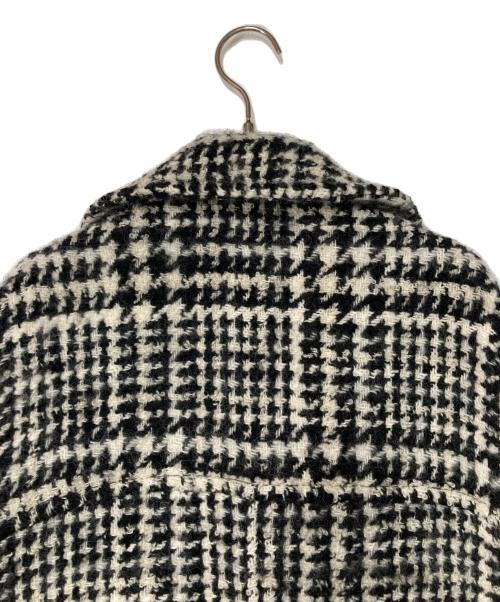 CLANE（クラネ）CLANE (クラネ) SHORT SHAGGY COCOON OVER COAT ホワイト×ブラック サイズ:1の古着・服飾アイテム