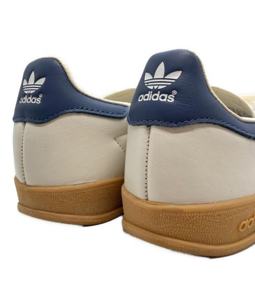 adidas（アディダス）adidas (アディダス) GAZELLE INDOOR ホワイト×グレー サイズ:JP245US6 1/2の古着・服飾アイテム
