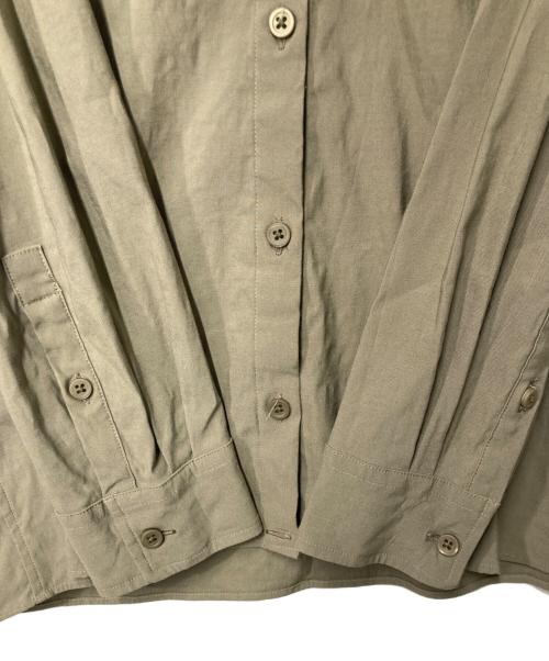 MUSE de Deuxieme Classe（ミューズ ドゥーズィエム クラス）MUSE de Deuxieme Classe (ミューズ ドゥーズィエム クラス) STRETCH TWILL CACHE シャツ カーキ サイズ:FREEの古着・服飾アイテム