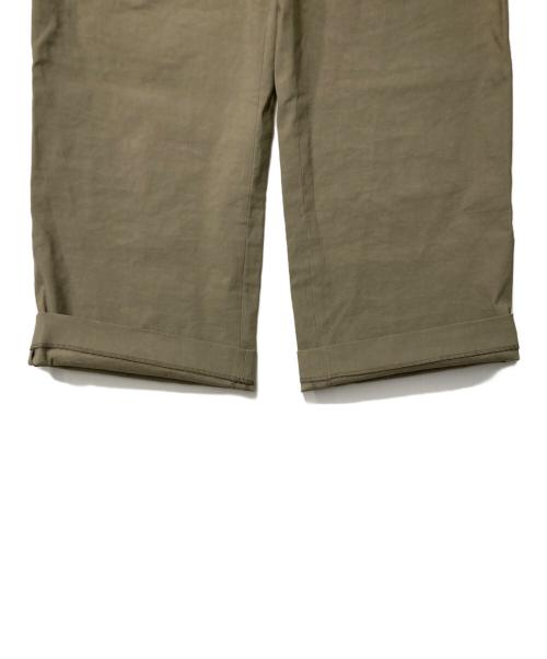 MUSE de Deuxieme Classe（ミューズ ドゥーズィエム クラス）MUSE de Deuxieme Classe (ミューズ ドゥーズィエム クラス) STRETCH TWILL タックパンツ カーキ サイズ:34の古着・服飾アイテム