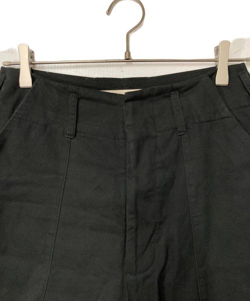 REVES（レーヴ）REVES (レーヴ) CURVE PANTS ブラック サイズ:FREEの古着・服飾アイテム