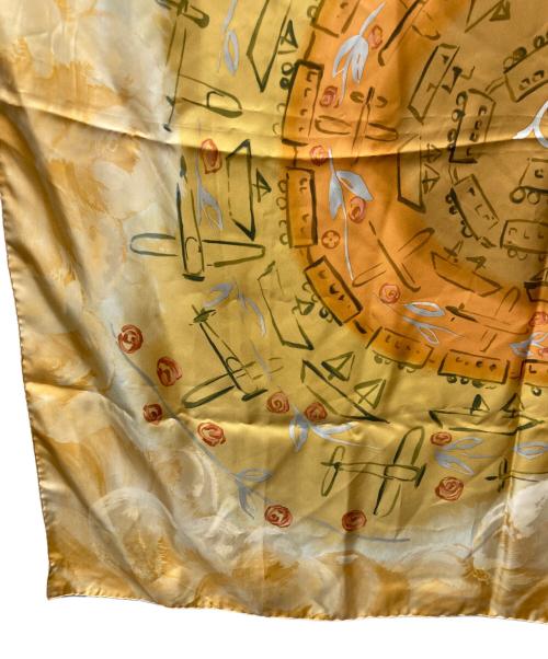 LOUIS VUITTON（ルイ ヴィトン）LOUIS VUITTON (ルイ ヴィトン) 総柄シルクスカーフ イエローの古着・服飾アイテム