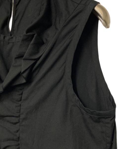 tricot COMME des GARCONS（トリココムデギャルソン）tricot COMME des GARCONS (トリココムデギャルソン) フリルデザインノースリーブワンピース ブラック サイズ:Mの古着・服飾アイテム