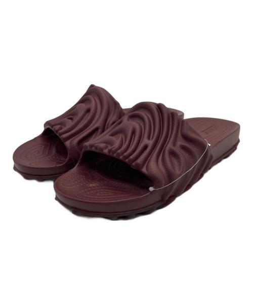 crocs（クロックス）crocs (クロックス) POLLEX SLIDE ボルドー サイズ:Ｍ9/Ｗ11 未使用品の古着・服飾アイテム