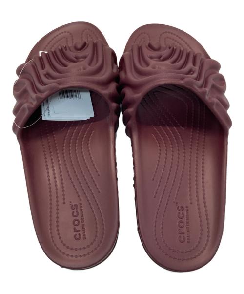 crocs（クロックス）crocs (クロックス) POLLEX SLIDE ボルドー サイズ:Ｍ9/Ｗ11 未使用品の古着・服飾アイテム