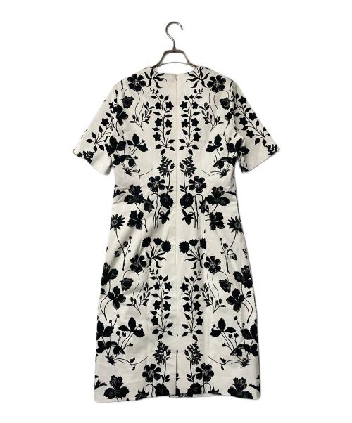OSCAR DE LA RENTA（オスカーデラレンタ）OSCAR DE LA RENTA (オスカーデラレンタ) 花柄ワンピース ホワイト×ブラック サイズ:8の古着・服飾アイテム