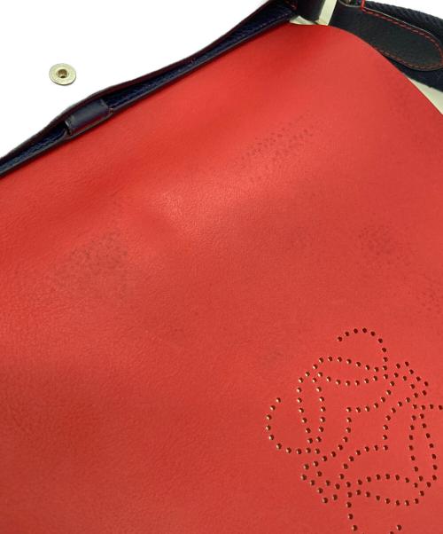 LOEWE（ロエベ）LOEWE (ロエベ) アナグラム レザー フラップ ショルダーバッグ ネイビー×レッドの古着・服飾アイテム