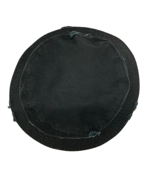New Era（ニューエラ）New Era (ニューエラ) LIMI feu (リミフゥ) DAMAGED BUCKET HAT ブラック サイズ:Lの古着・服飾アイテム