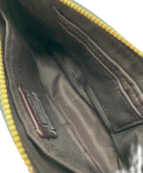 COACH（コーチ）COACH (コーチ) チェーン ハンドポーチ ブラウンの古着・服飾アイテム