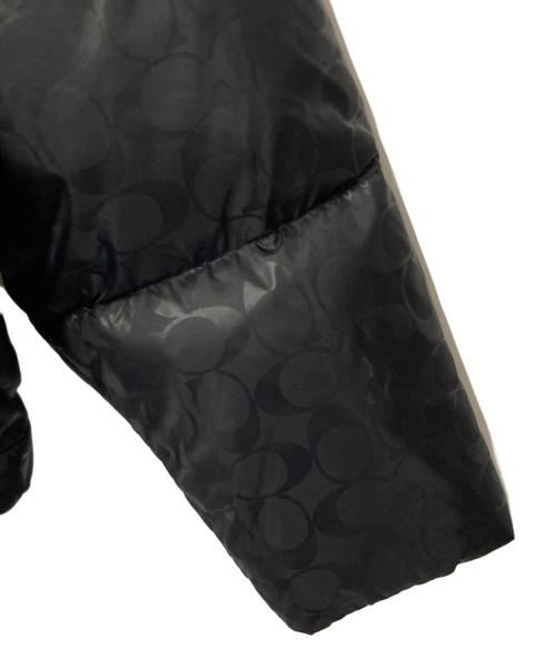 COACH（コーチ）COACH (コーチ) シグネチャーダウンジャケット ブラック サイズ:Sの古着・服飾アイテム