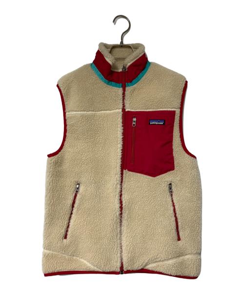 Patagonia（パタゴニア）Patagonia (パタゴニア) CLASSIC RETRO-X VEST ベージュ×レッド サイズ:Sの古着・服飾アイテム