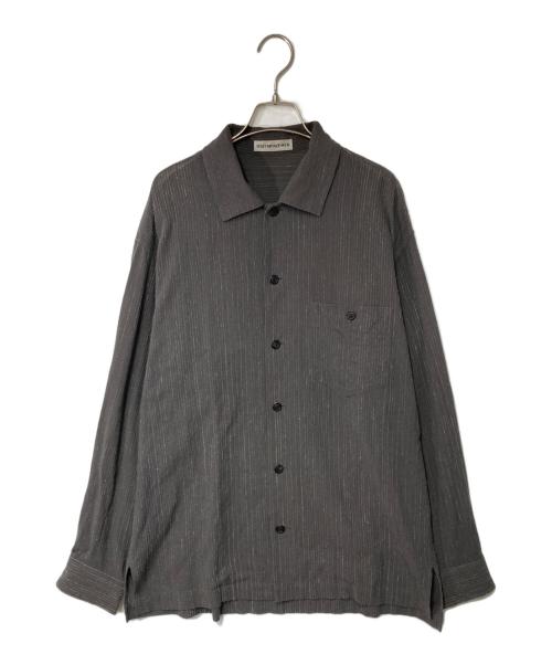 ISSEY MIYAKE MEN（イッセイミヤケメン）ISSEY MIYAKE MEN (イッセイミヤケメン) シルクコットンストライプデザインシャツ グレー サイズ:Lの古着・服飾アイテム