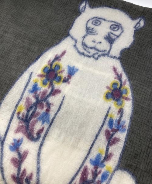 INOUI TOOSH（イヌイトゥーシュ）INOUI TOOSH (イヌイトゥーシュ) アニマル柄ストール グレーの古着・服飾アイテム