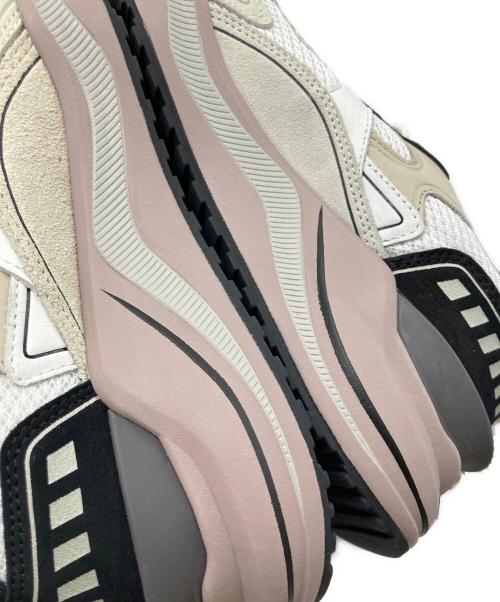 D.A.T.E.（デイト）D.A.T.E. (デイト) FUGA スニーカー ベージュ×ホワイト サイズ:EU40/UK6.5の古着・服飾アイテム