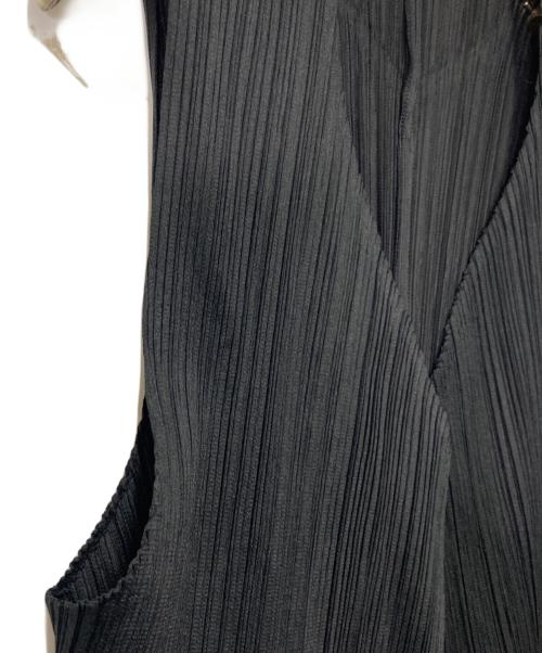 PLEATS PLEASE（プリーツプリーズ）PLEATS PLEASE (プリーツプリーズ) プリーツベスト ブラック サイズ:3の古着・服飾アイテム