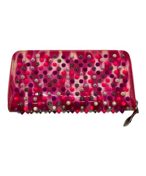 Christian Louboutin（クリスチャン・ルブタン）Christian Louboutin (クリスチャン・ルブタン) スタッズラウンドファスナーウォレット ピンクの古着・服飾アイテム