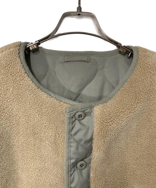 TAION（タイオン）TAION (タイオン) ミリタリー リバーシブル クルーネック ダウンジャケット ベージュ サイズ:Sの古着・服飾アイテム