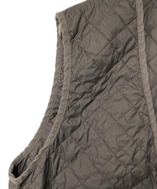 vainl archive（ヴァイナルアーカイブ）VAINL ARCHIVE (ヴァイナルアーカイブ) WIP キルティングベスト チャコールグレー サイズ:Ｍの古着・服飾アイテム