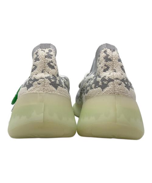 adidas（アディダス）adidas (アディダス) YEEZY BOOST 380 アイボリー×グレー サイズ:US9 / UK 8 1/2 / 27cmの古着・服飾アイテム