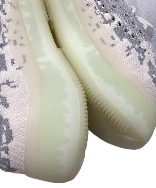 adidas（アディダス）adidas (アディダス) YEEZY BOOST 380 アイボリー×グレー サイズ:US9 / UK 8 1/2 / 27cmの古着・服飾アイテム