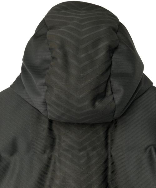 DESCENTE ALLTERRAIN（デザイント オルテライン）DESCENTE ALLTERRAIN (デザイント オルテライン) SHIPS (シップス) 別注 水沢ダウン フーデットハーフコート ブラック サイズ:Lの古着・服飾アイテム