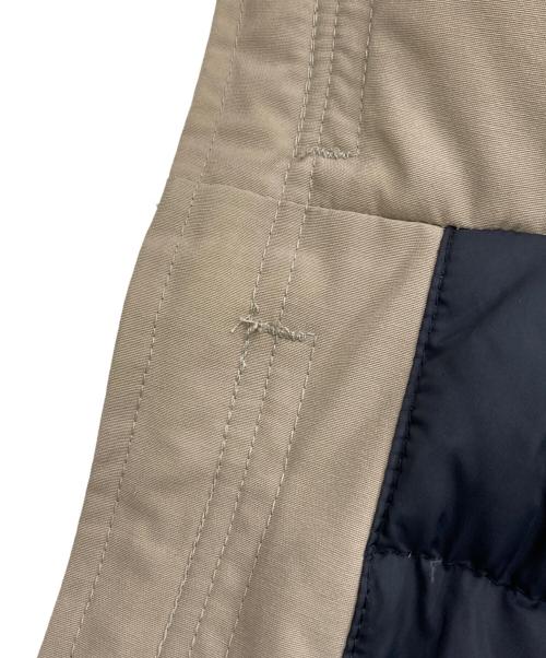 CANADA GOOSE（カナダグース）CANADA GOOSE (カナダグース) KAMLOOPS フーデットダウンジャケット ベージュ サイズ:XS/TPの古着・服飾アイテム