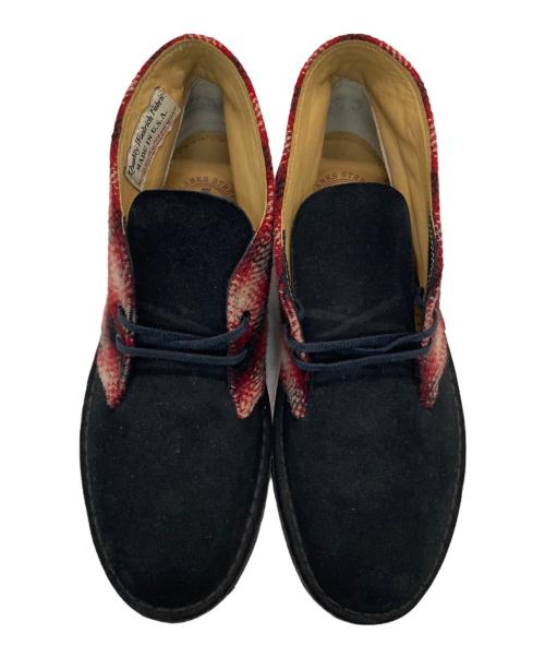 CLARKS（クラークス）CLARKS (クラークス) WOOLRICH (ウールリッチ) デザートブーツ ブラック×レッド サイズ:US8の古着・服飾アイテム