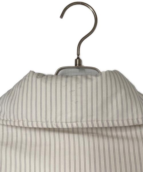 AURALEE（オーラリー）AURALEE (オーラリー) TEKLA (テクラ) STRIPE DOWN JACKET アイボリー サイズ:4の古着・服飾アイテム