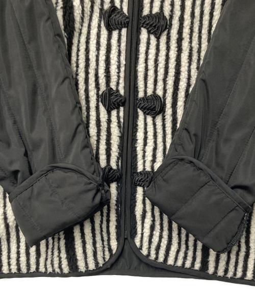 pexwear（ペックスウェアー）pexwear (ペックスウェアー) ear PAPILLONNER (イアパピヨネ) ear別注チャイナボアジャケット ブラック×ホワイト サイズ:FREEの古着・服飾アイテム