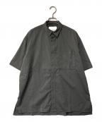 WHITE MOUNTAINEERINGホワイトマウンテ二アニング）の古着「REGULAR COLLAR S/S SHIRT」｜グレー