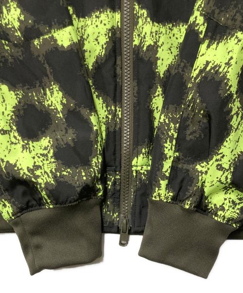 NIKE（ナイキ）NIKE (ナイキ) F.C.R.B. (エフシーレアルブリストル) リバーシブルトラックブルゾン カーキ×イエロー サイズ:Sの古着・服飾アイテム